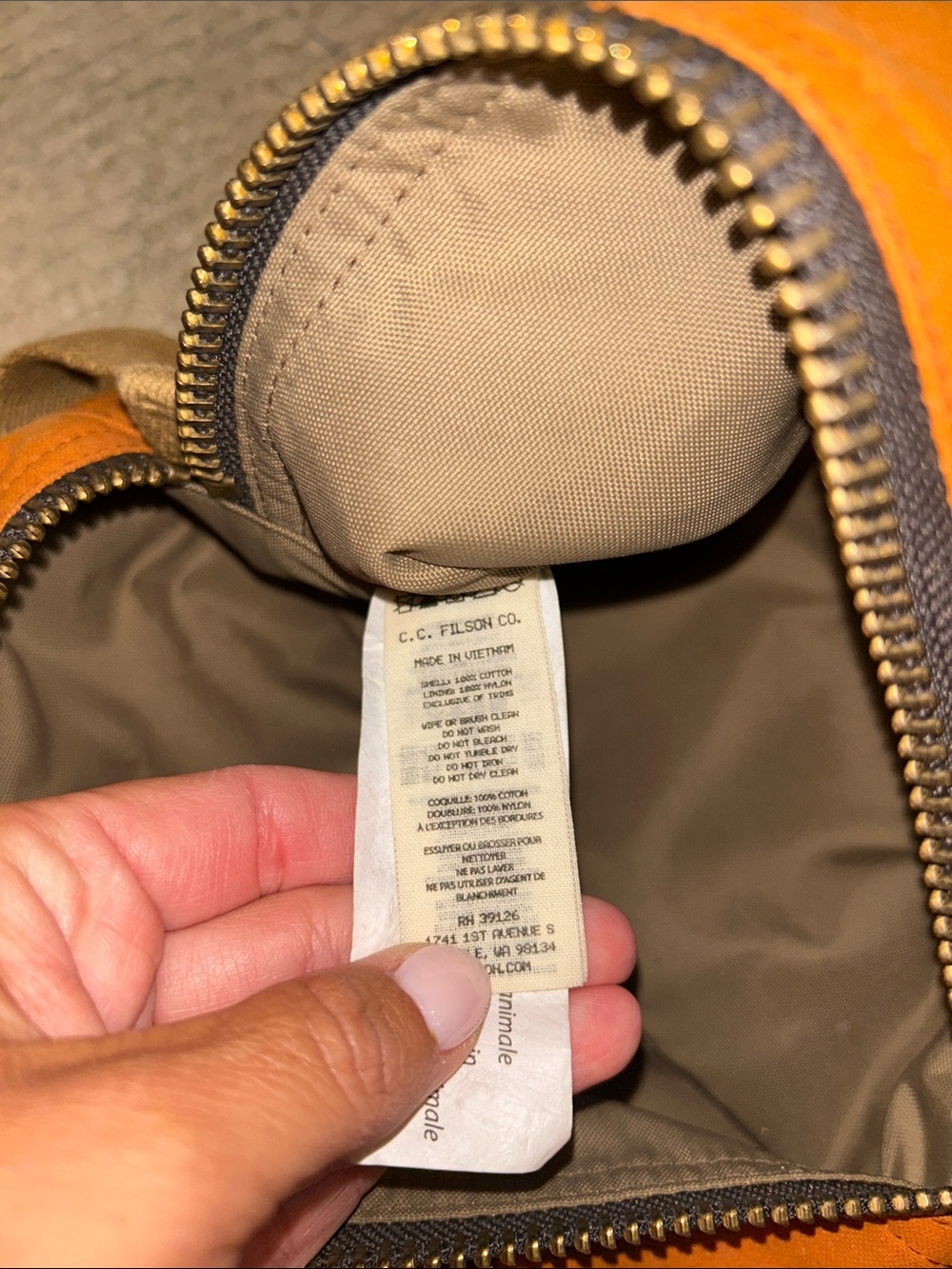 Filson Tin Cloth Travel Kit - Rust Orange - Picture 9 of 10